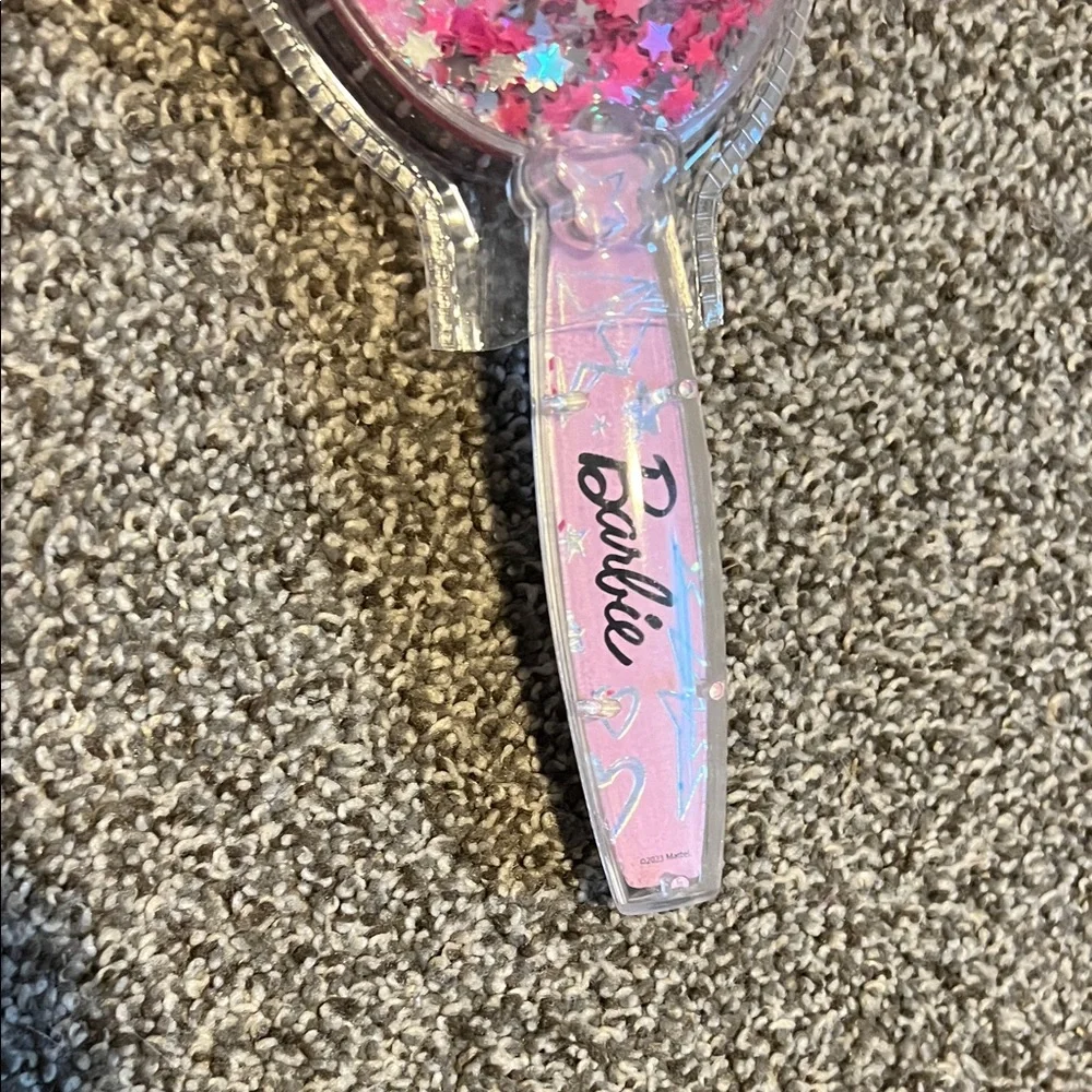 BNWT Girl’s Barbie Star Confetti Hairbrush!